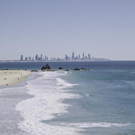 Surf Parade Resort Gold Coast Exterior photo