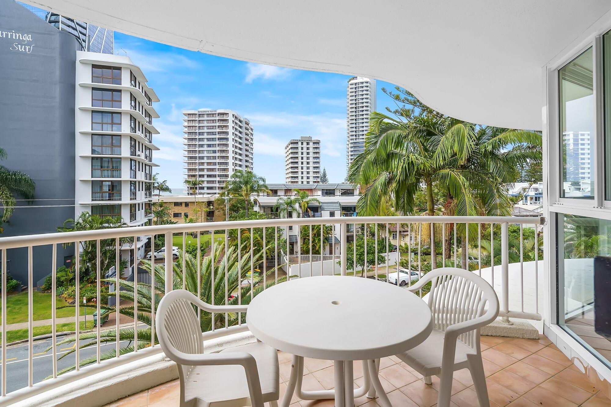 Surf Parade Resort Gold Coast Exterior photo